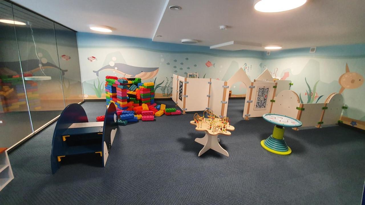 Apartament Baltyk Nadmorskie Tarasy Z Parkingiem Колобжег Екстериор снимка