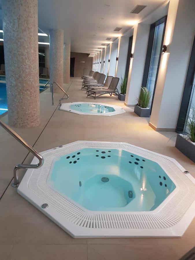 Apartament Baltyk Nadmorskie Tarasy Z Parkingiem Колобжег Екстериор снимка